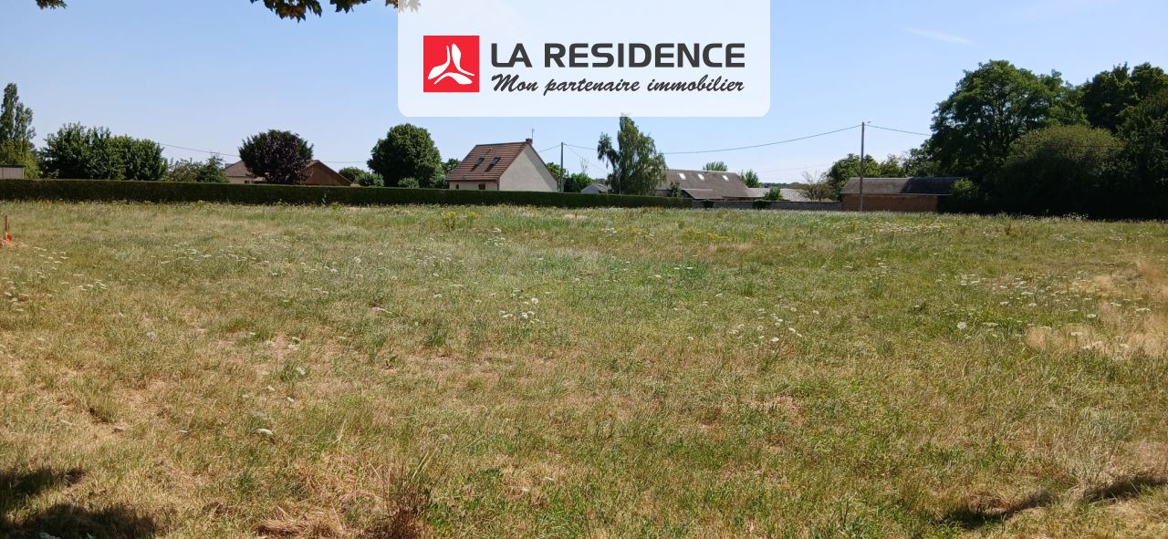 Terrain à vendre à Avrilly, 1133 m2