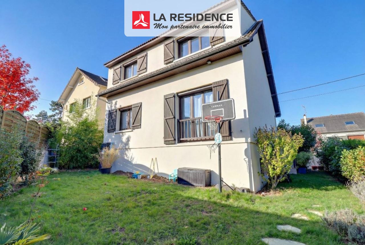 Maison à vendre à Verneuil sur Seine, 6 pièces, 122 m2