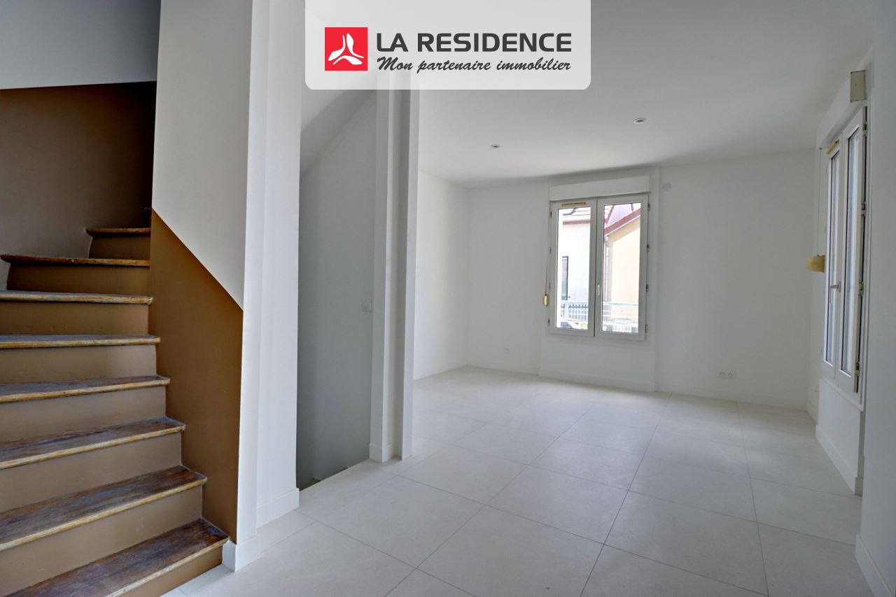 Maison à louer à Châtillon, 4 pièces, 86 m2