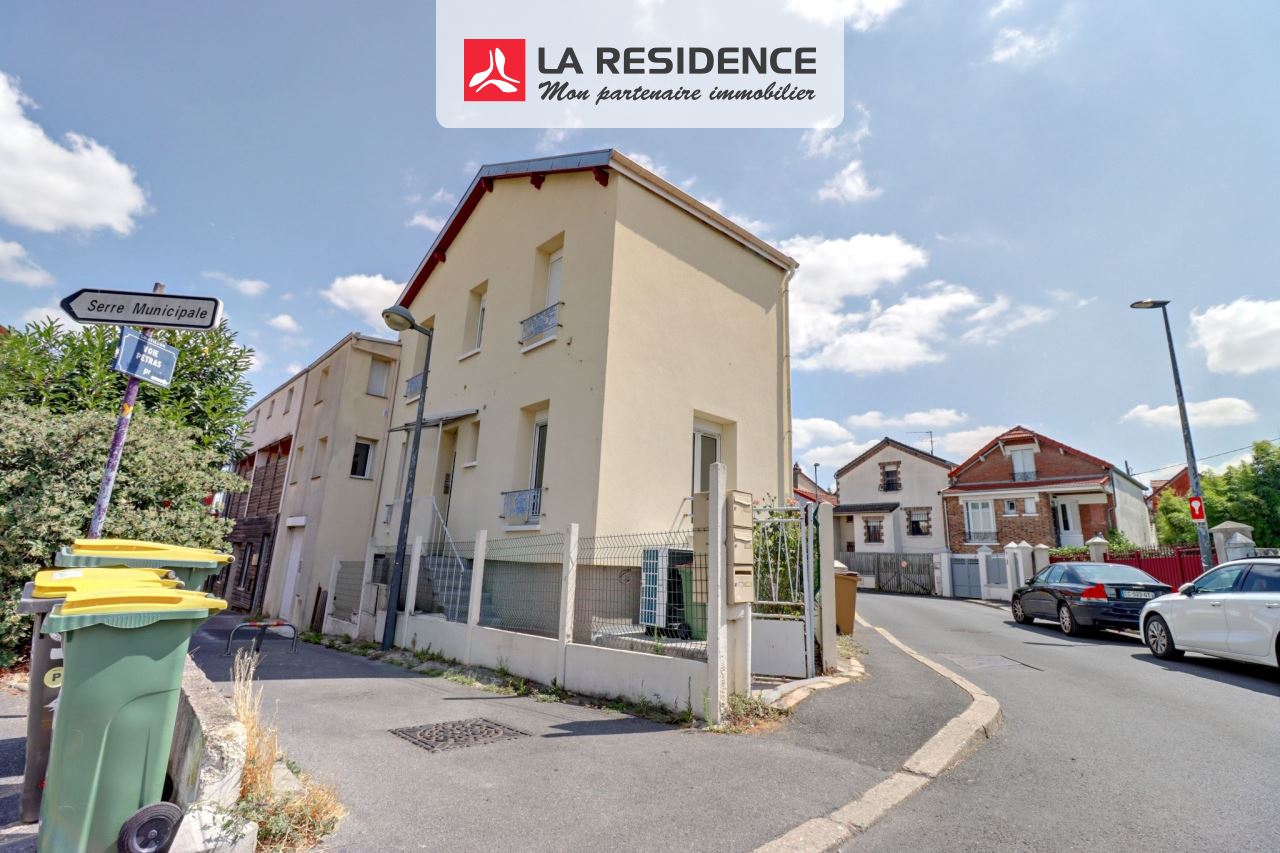 Maison à louer à Châtillon, 4 pièces, 86 m2
