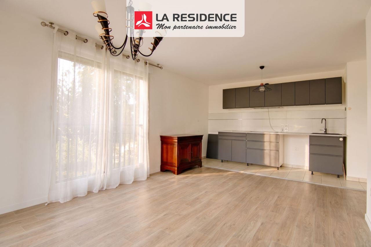 Appartement à vendre à Beauchamp, 3 pièces, 58 m2