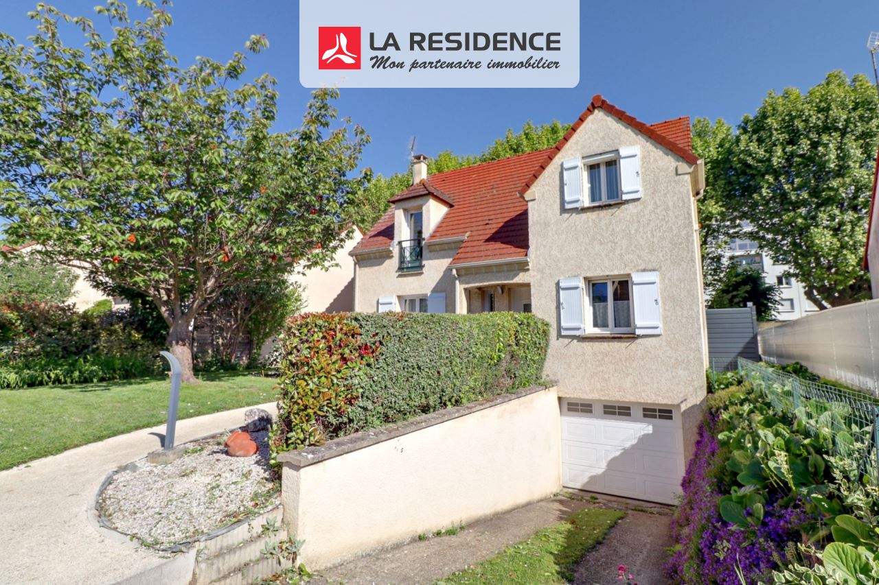 Maison à vendre à Maurecourt, 6 pièces, 110 m2