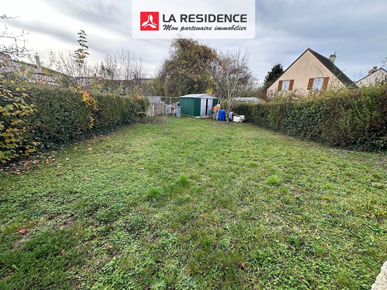 Maison à vendre à Savigny-le-Temple, 5 pièces, 110 m2