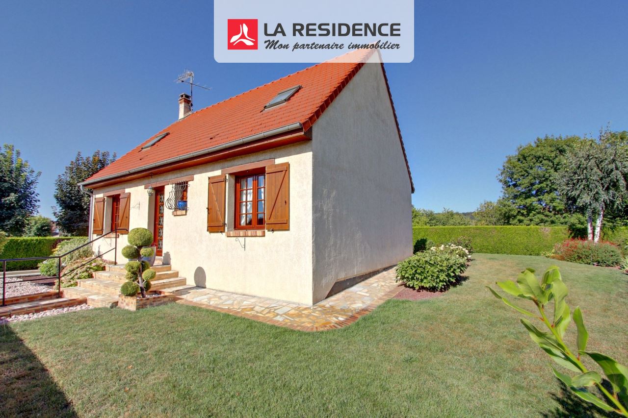 Maison à vendre à Aubevoye, 4 pièces, 97 m2